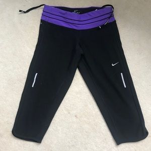 Women’s Nike Size S Cropped Athletic Pants